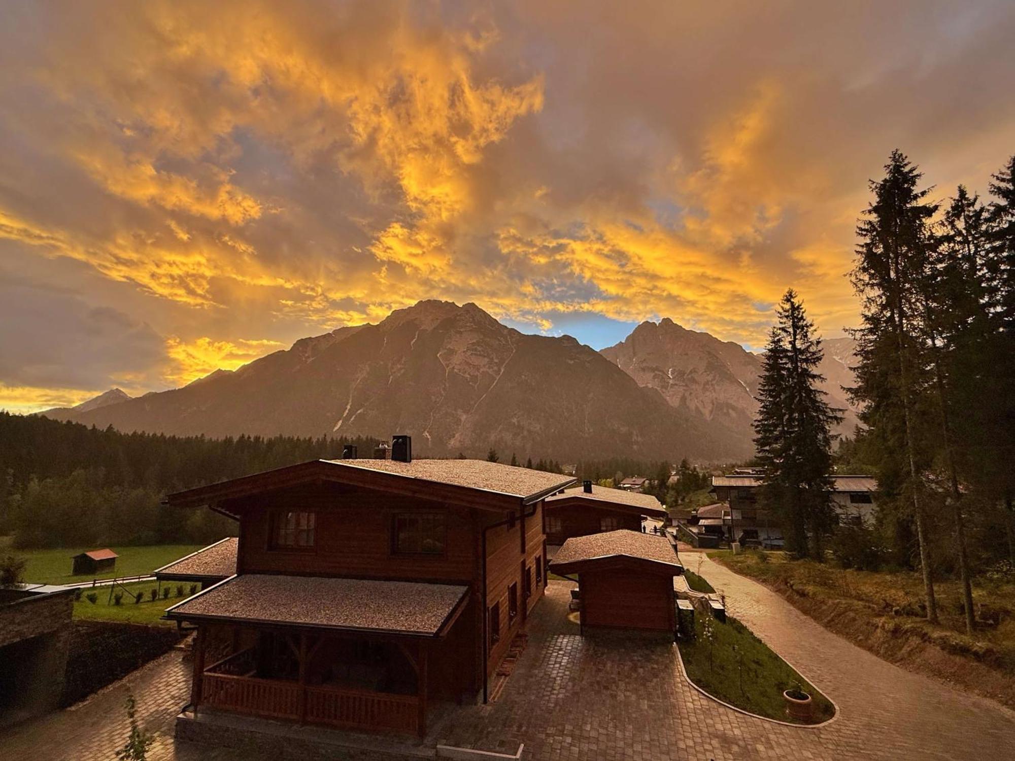 Sissi'S Green Chalets Leutasch Exterior photo